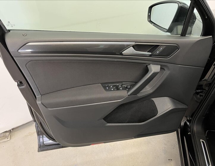 Volkswagen Tiguan SUV / Terénní 2,0 l 110 kw