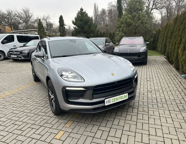 Porsche Macan 1