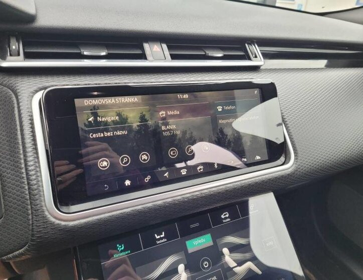 Land Rover Range Rover Velar SUV 3,0 l 221 kw