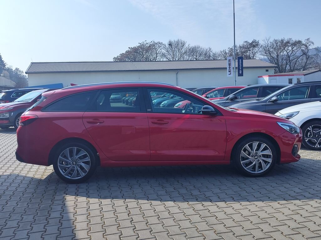 Hyundai i30 Kombi 1,4 l 103 kw