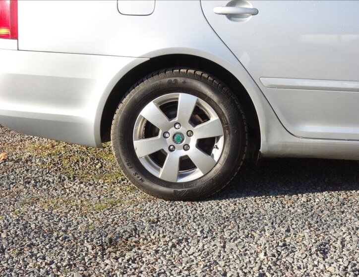 Škoda Octavia Kombi 1,6 l 77 kw