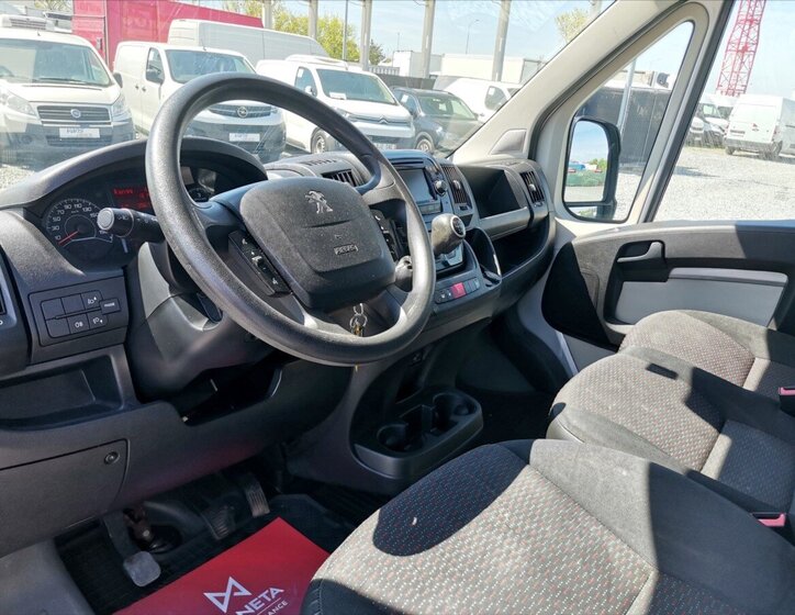 Peugeot Boxer Ostatní 2,2 l 110 kw