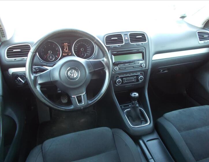 Volkswagen Golf 19