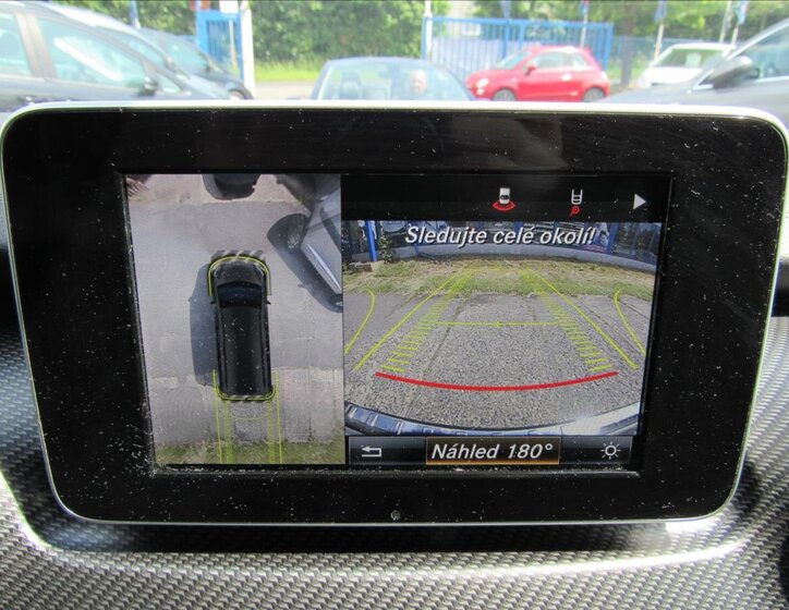 Mercedes-Benz Třídy V 17