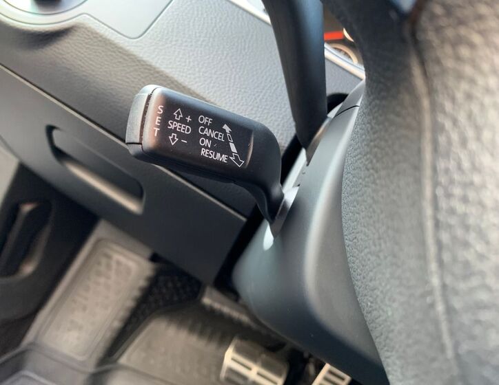 Volkswagen Passat 10