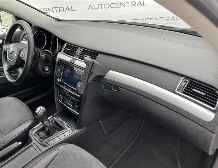 Škoda Superb Kombi 2,0 l 125 kw