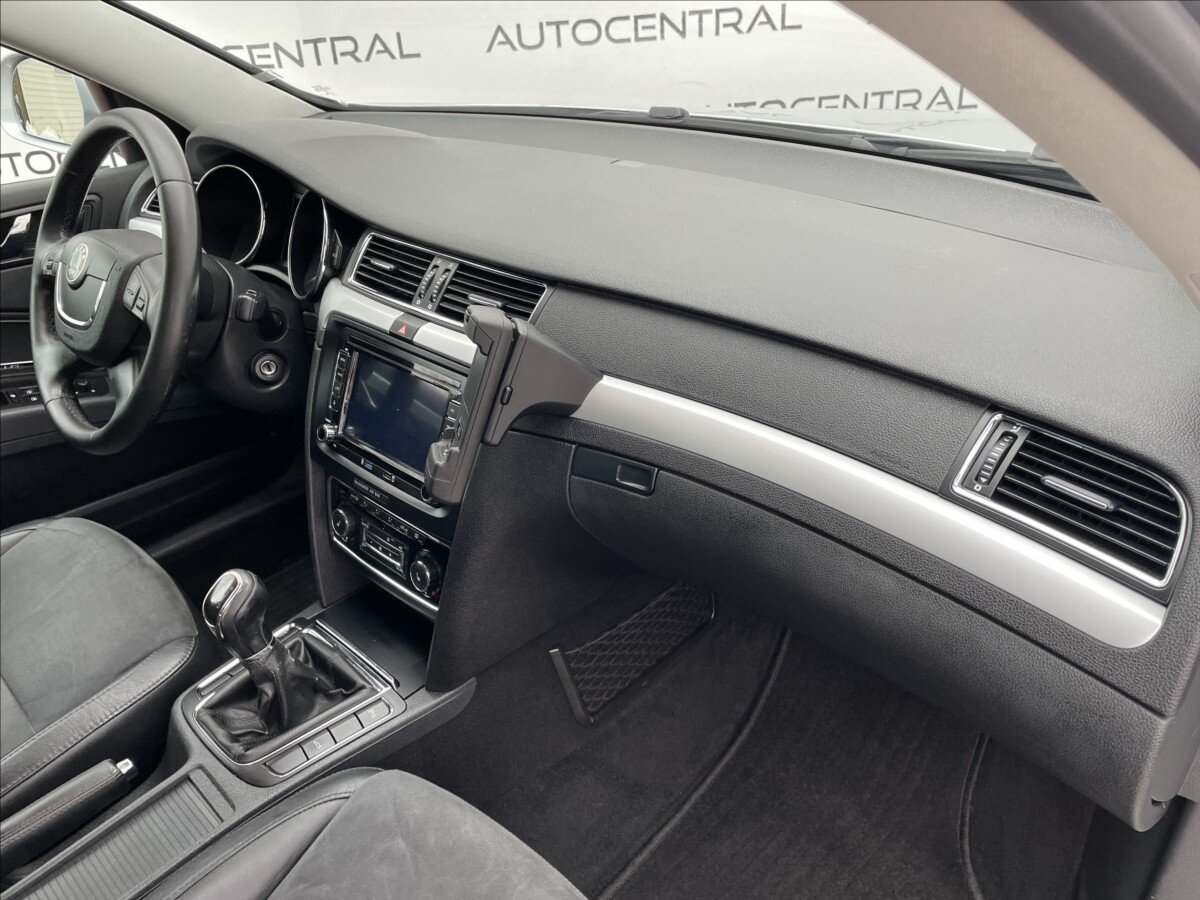 Škoda Superb Kombi 2,0 l 125 kw