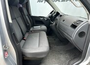 Volkswagen Caravelle 11