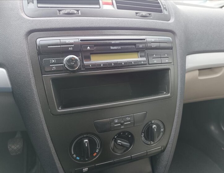 Škoda Octavia Sedan / Limuzína 1,9 l 77 kw