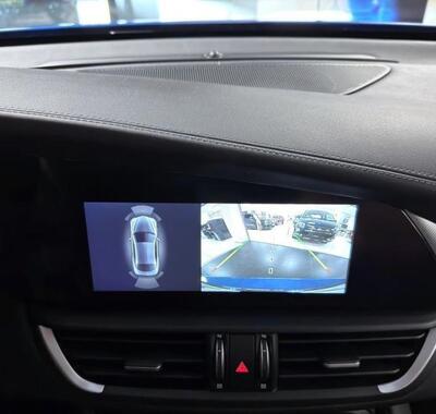 Alfa Romeo Giulia 12