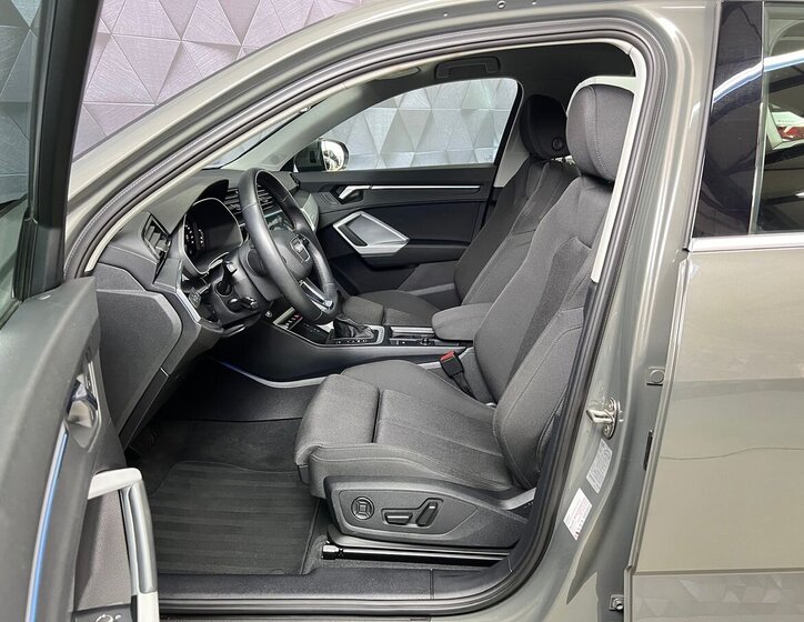 Audi Q3 SUV / Terénní 2,0 l 180 kw