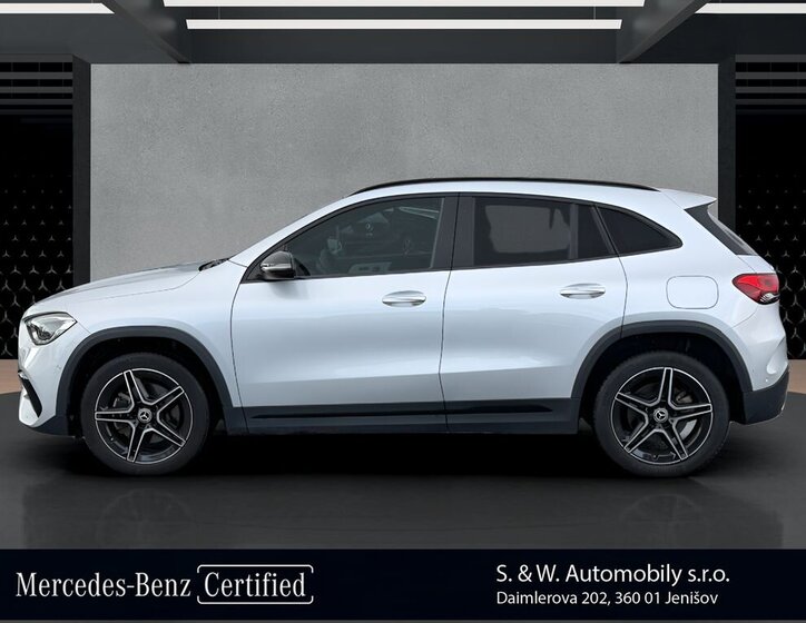Mercedes-Benz GLA SUV / Terénní 1,3 l 160 kw