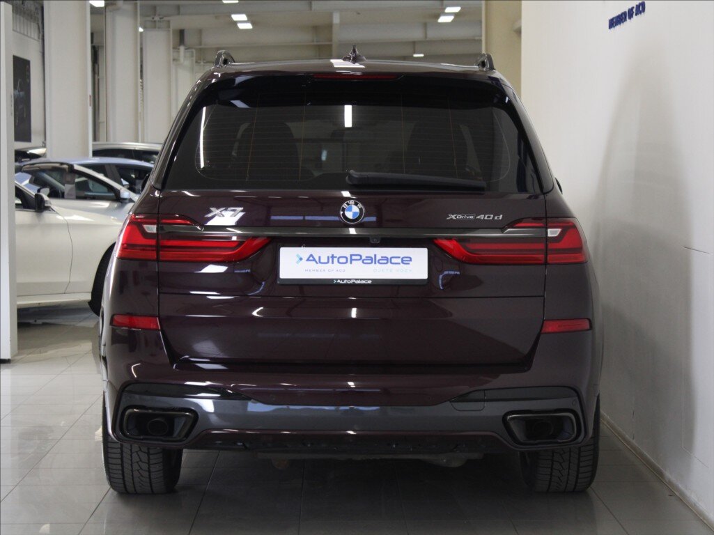 BMW X7 SUV / Terénní 3,0 l 250 kw