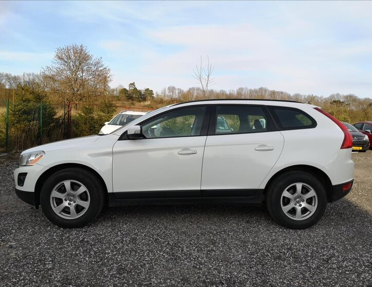 Volvo XC60 Kombi 2,4 l 136 kw