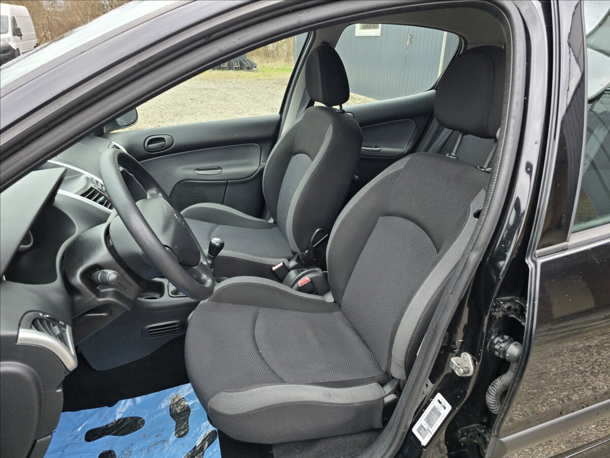 Peugeot 206 Hatchback 1,1 l 44 kw