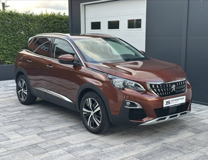 Peugeot 3008 SUV / Terénní 1,2 l 96 kw