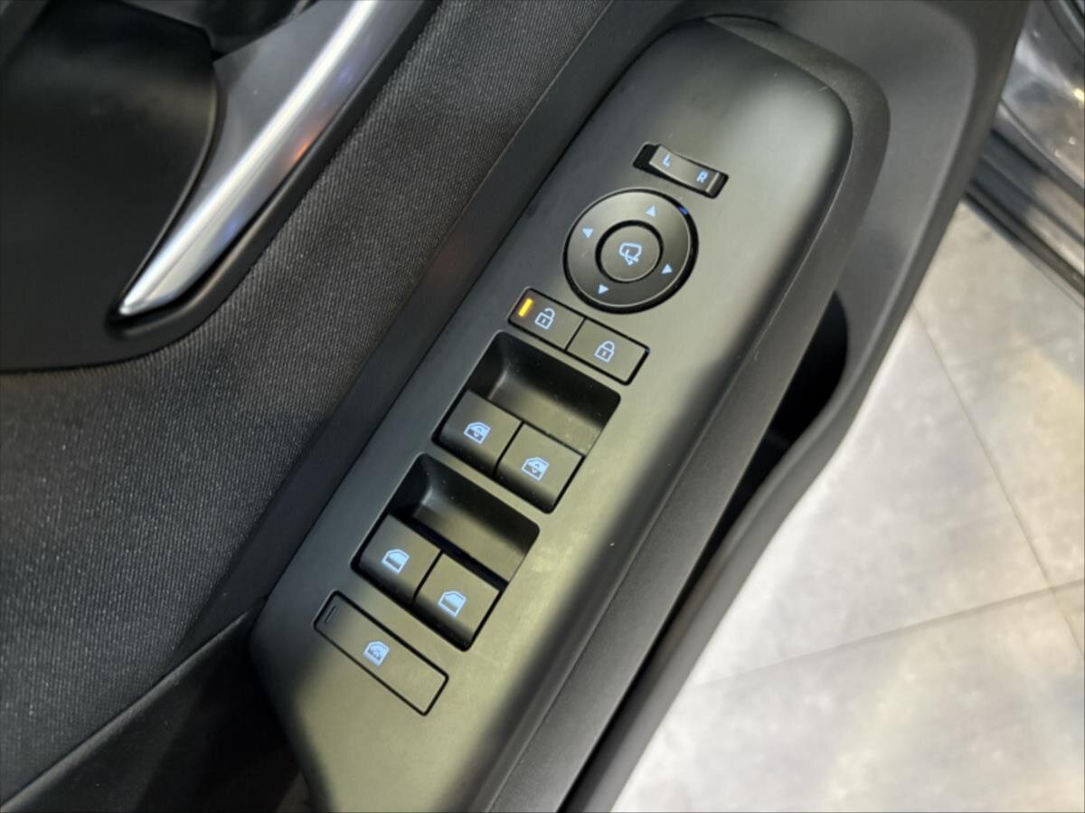 Hyundai Kona SUV / Terénní 0,0 150 kw