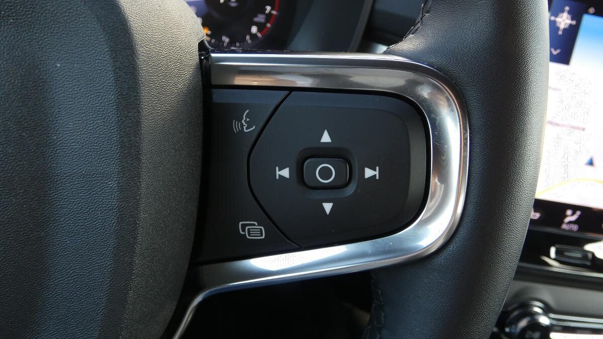 Volvo XC40 SUV / Terénní 1,5 l 95 kw