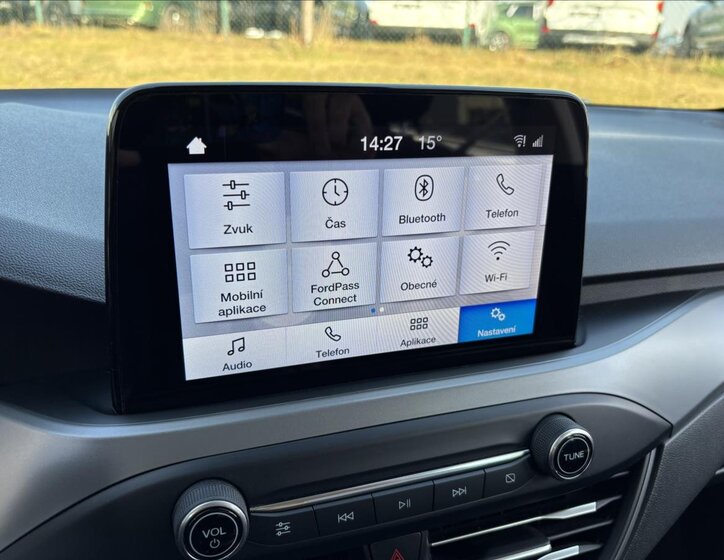 Ford Focus Kombi 999,0 92 kw