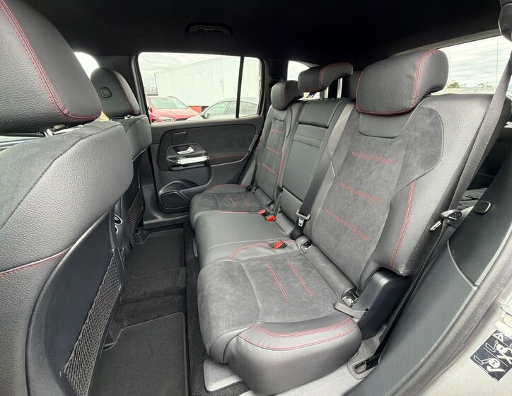 Mercedes-Benz GLB SUV / Terénní 2,0 l 110 kw