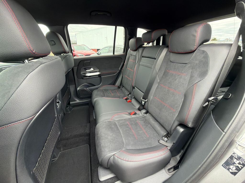 Mercedes-Benz GLB SUV / Terénní 2,0 l 110 kw