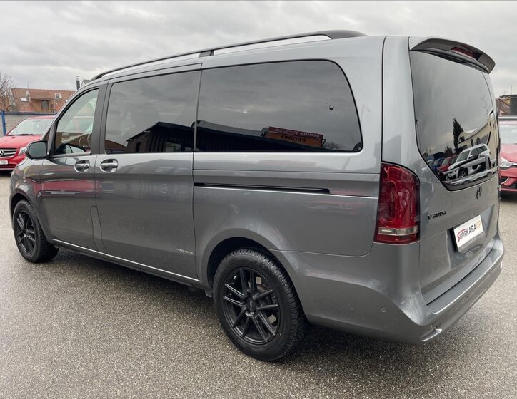 Mercedes-Benz Třídy V MPV 2,0 l 174 kw