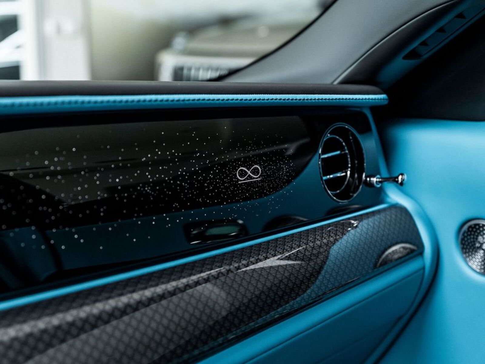 Rolls-Royce Ghost 11