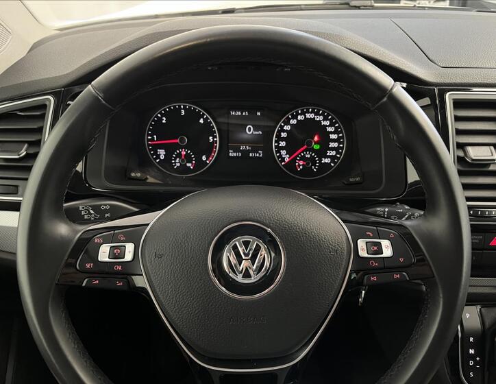 Volkswagen Multivan 12
