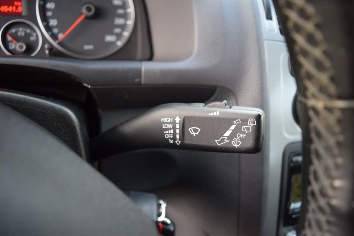 Volkswagen Touran MPV 1,4 l 103 kw