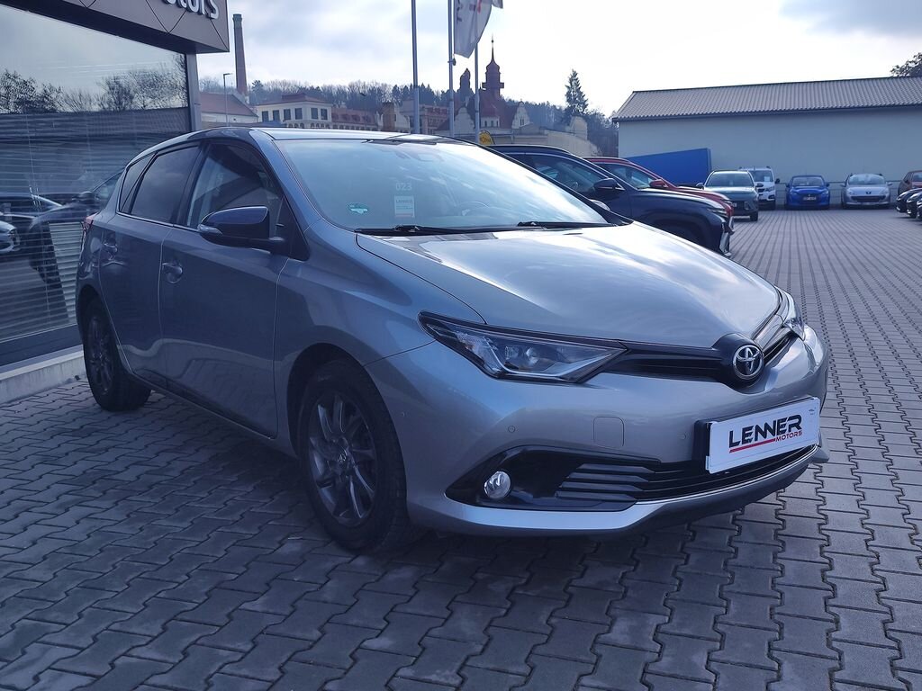 Toyota Auris Hatchback 1,6 l 97 kw