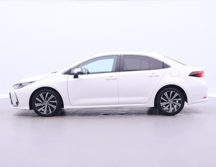 Toyota Corolla Sedan / Limuzína 1,5 l 92 kw
