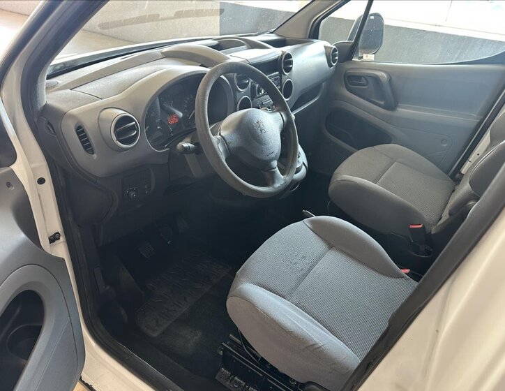 Peugeot Partner Pick-up 1,6 l 66 kw