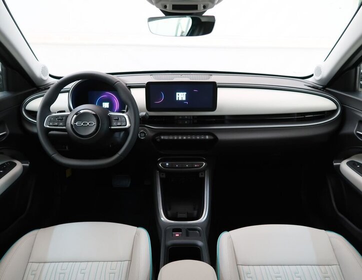 Fiat 600 Hatchback 1,2 l 100 kw