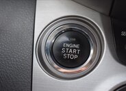 Toyota RAV4 SUV / Terénní 2,2 l 100 kw