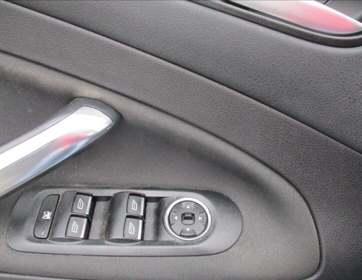 Ford Mondeo Kombi 2,0 l 103 kw