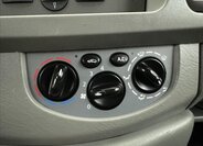 Opel Vivaro Kombi 2,5 l 107 kw