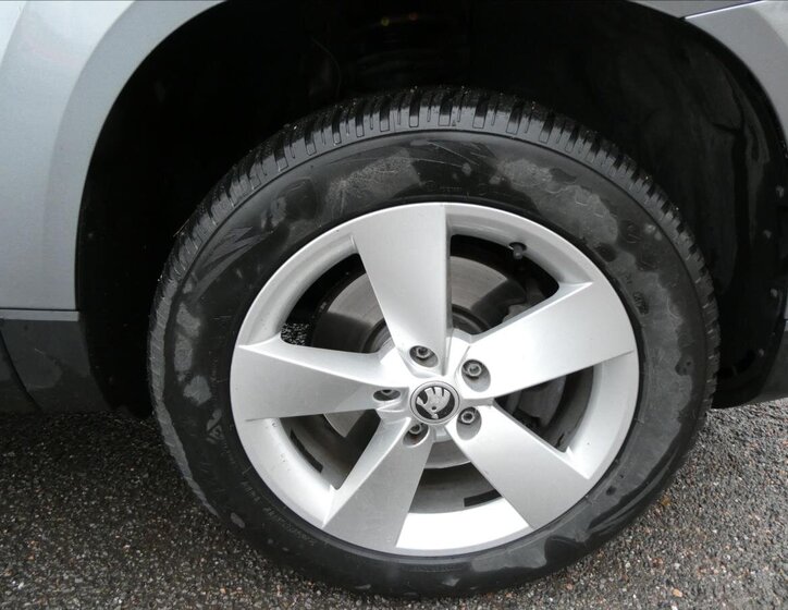 Škoda Karoq SUV / Terénní 2,0 l 110 kw