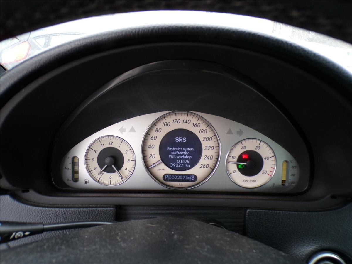 Mercedes-Benz CLK Kupé 3,0 l 165 kw