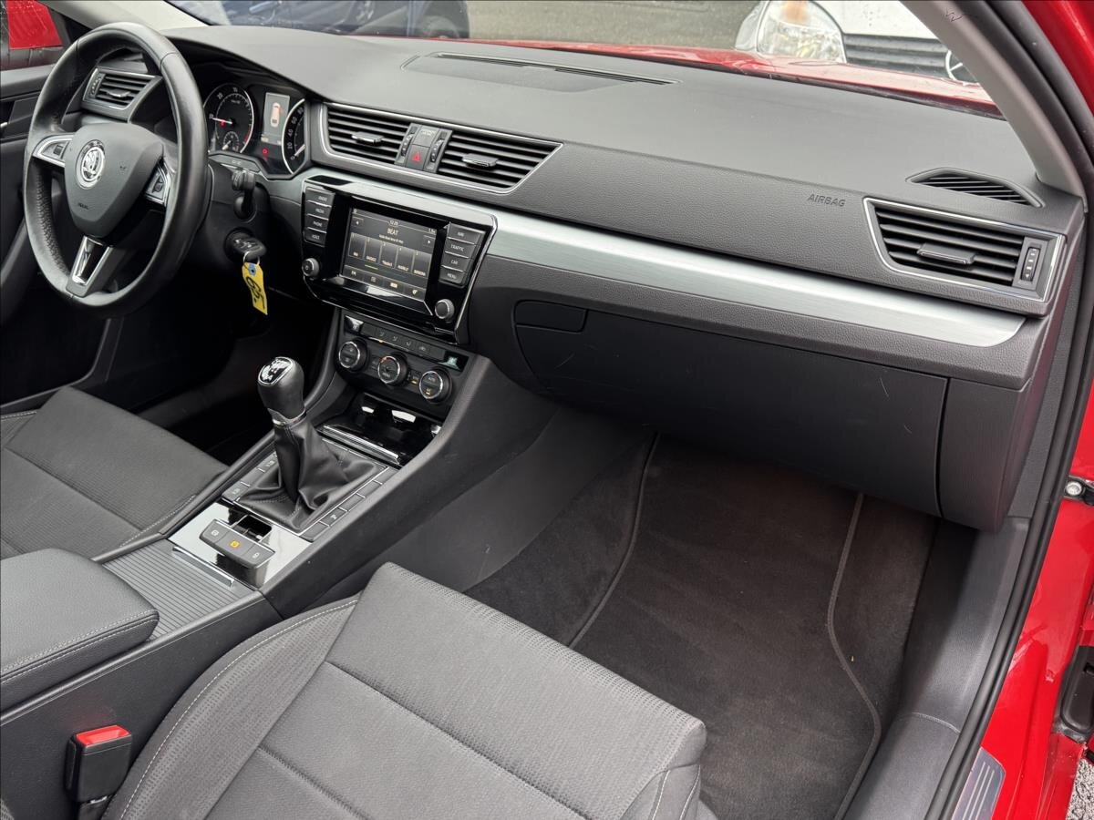 Škoda Superb Kombi 2,0 l 110 kw