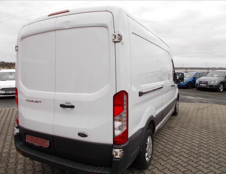 Ford Transit 10
