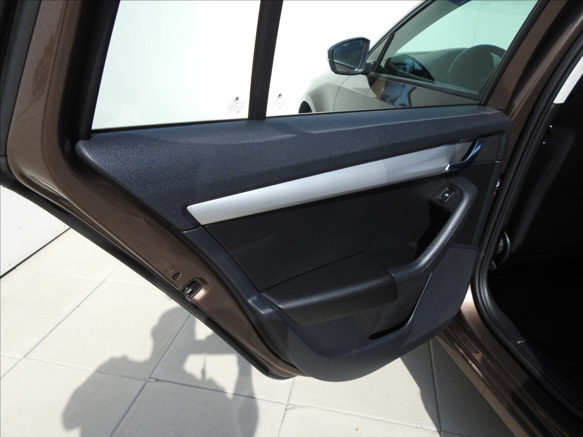 Škoda Octavia Kombi 1,5 l 96 kw