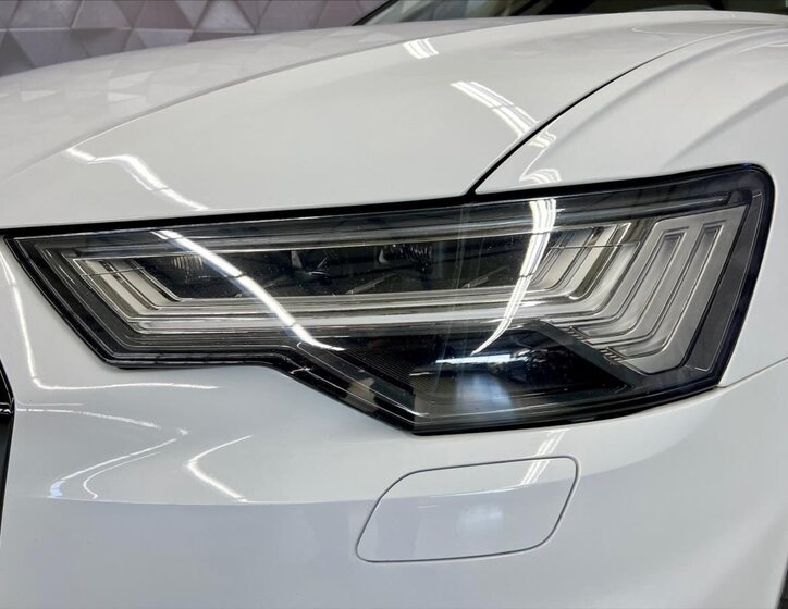 Audi S6 Sedan / Limuzína 3,0 l 253 kw