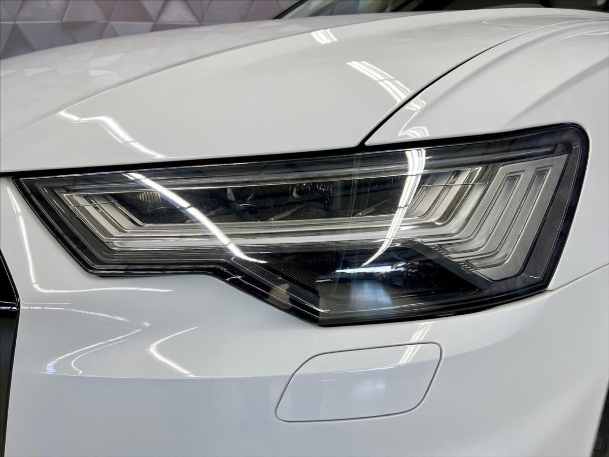 Audi S6 Sedan / Limuzína 3,0 l 253 kw