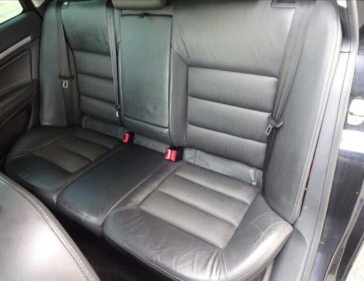 Škoda Octavia Kombi 2,0 l 103 kw