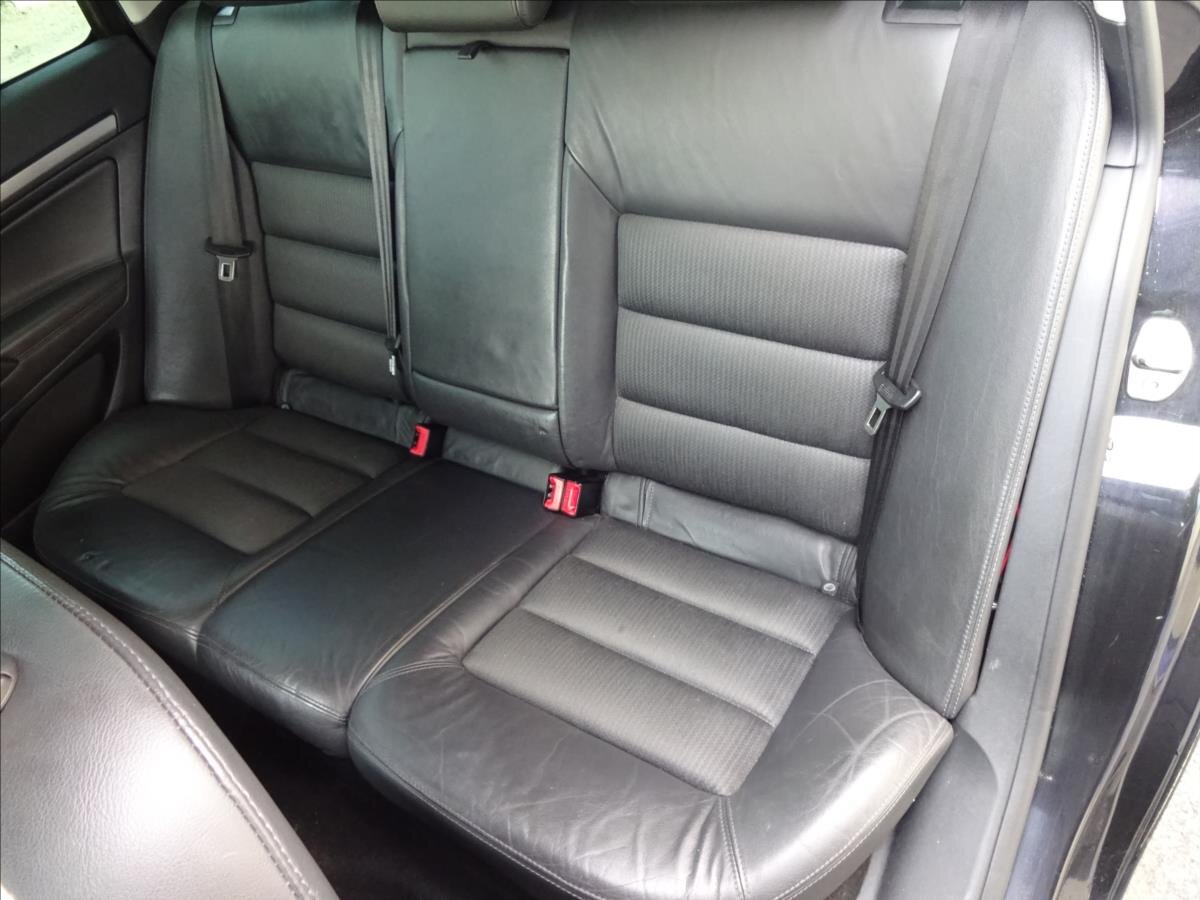 Škoda Octavia Kombi 2,0 l 103 kw