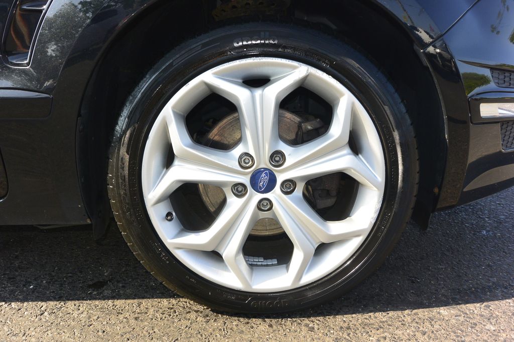 Ford S-MAX MPV 2,2 l 147 kw