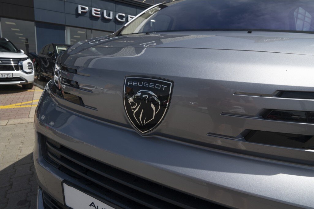 Peugeot Traveller Ostatní 2,0 l 130 kw
