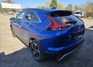 Mitsubishi Eclipse Cross CUV / Crossover 2,4 l 72 kw