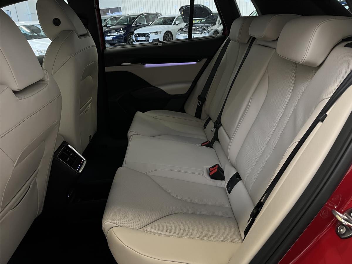 Škoda Elroq SUV / Terénní 1,0 210 kw