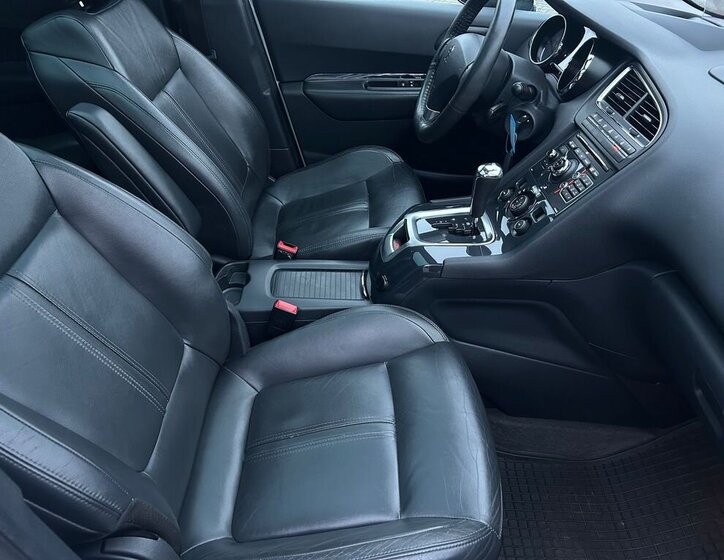 Peugeot 5008 15